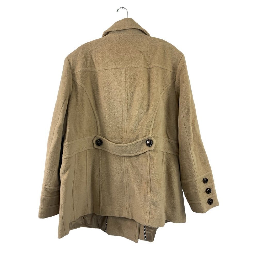 St. John’s Bay Women’s Tan Coat - Picture 2 of 6